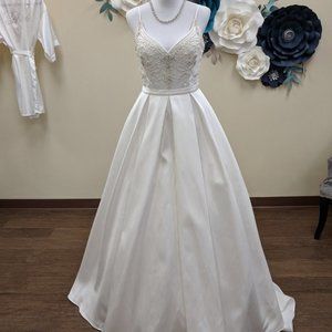 Wedding Dress A-Line Beaded Top Sample Size 14